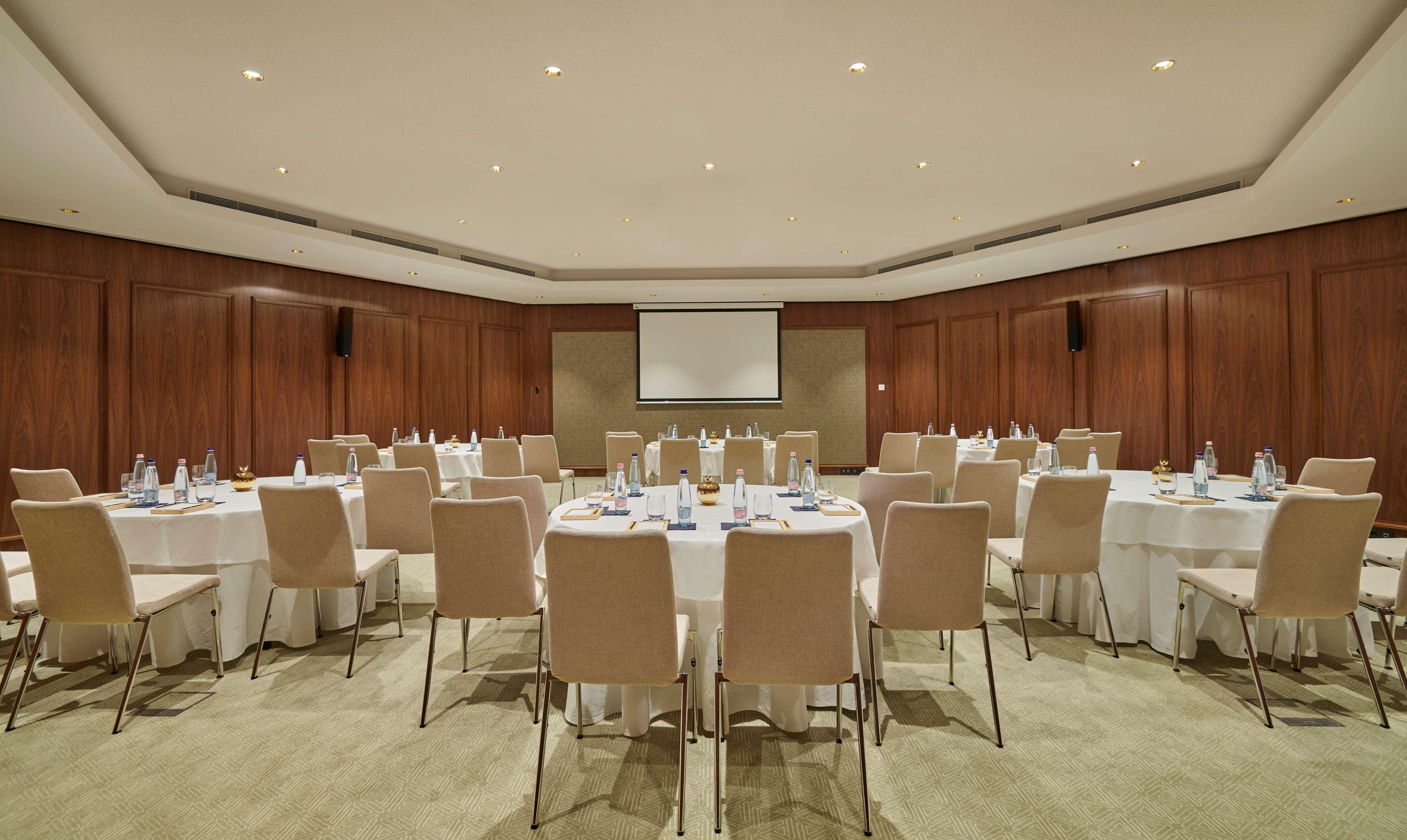 Párisi Udvar Hotel Budapest, part of Hyatt Bagian luar foto