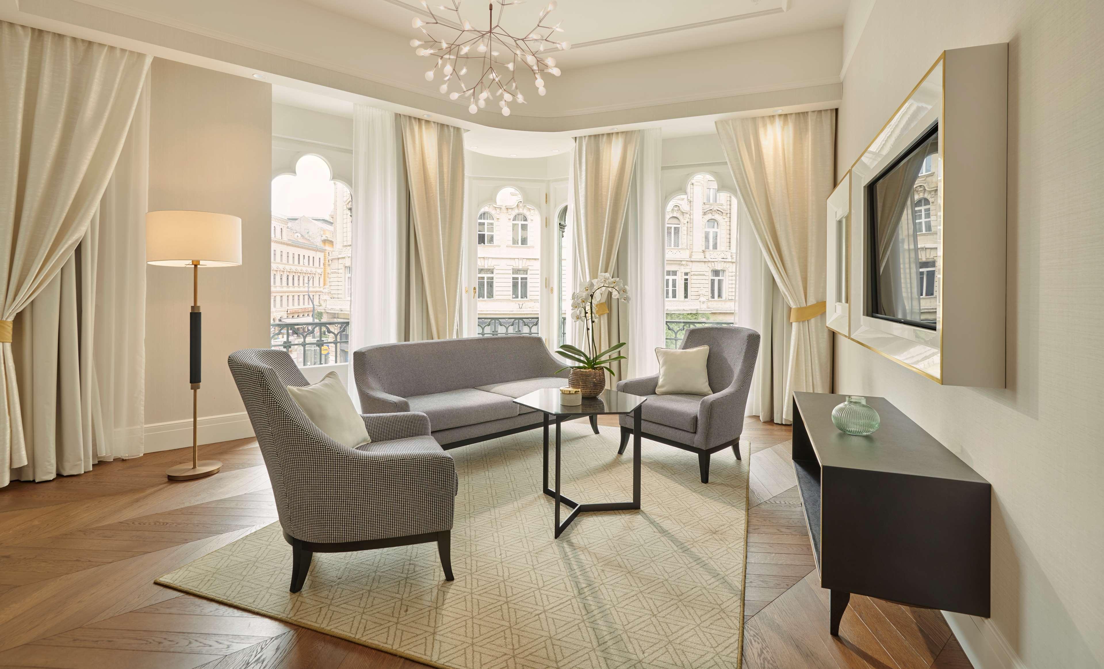 Párisi Udvar Hotel Budapest, part of Hyatt Bagian luar foto