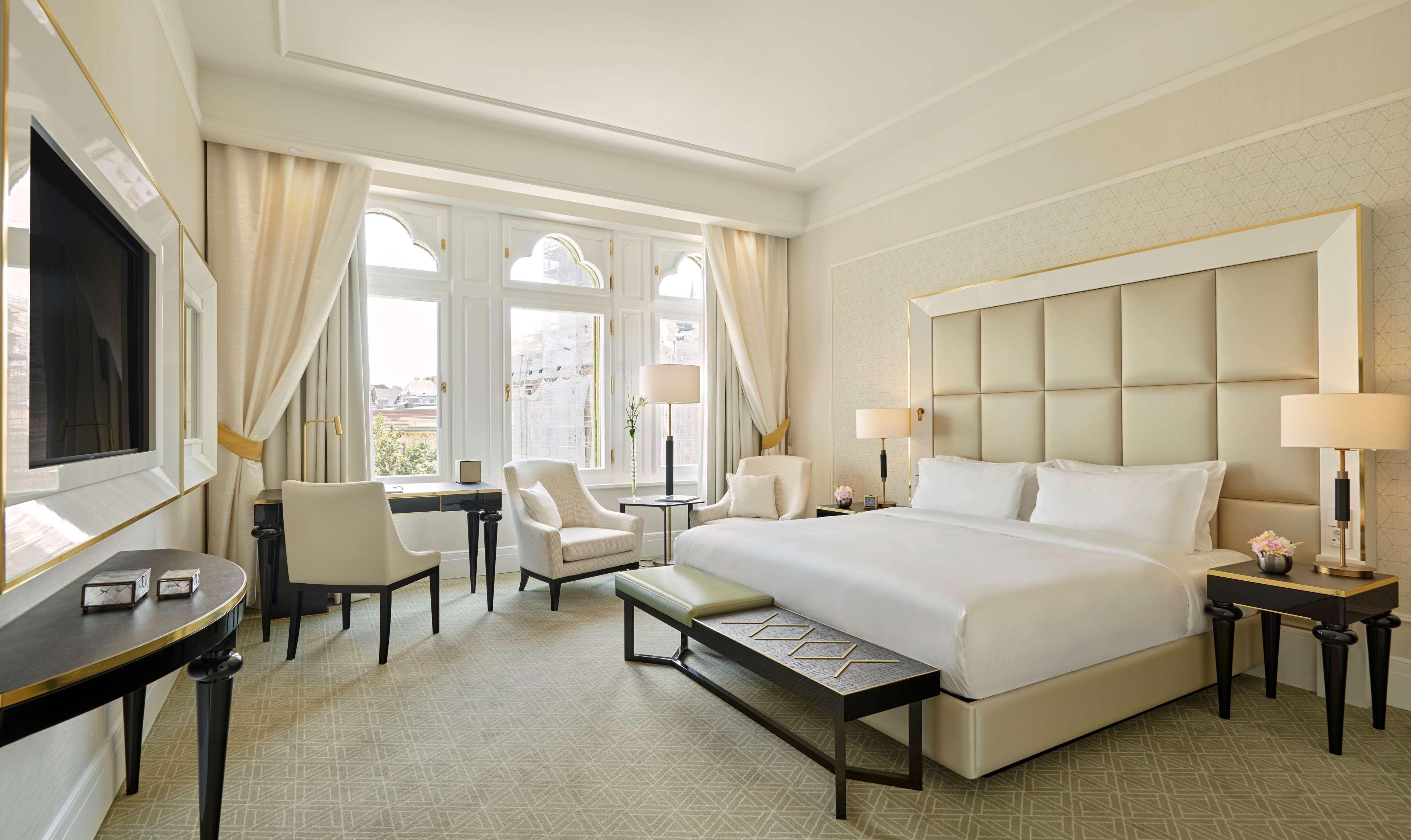 Párisi Udvar Hotel Budapest, part of Hyatt Bagian luar foto