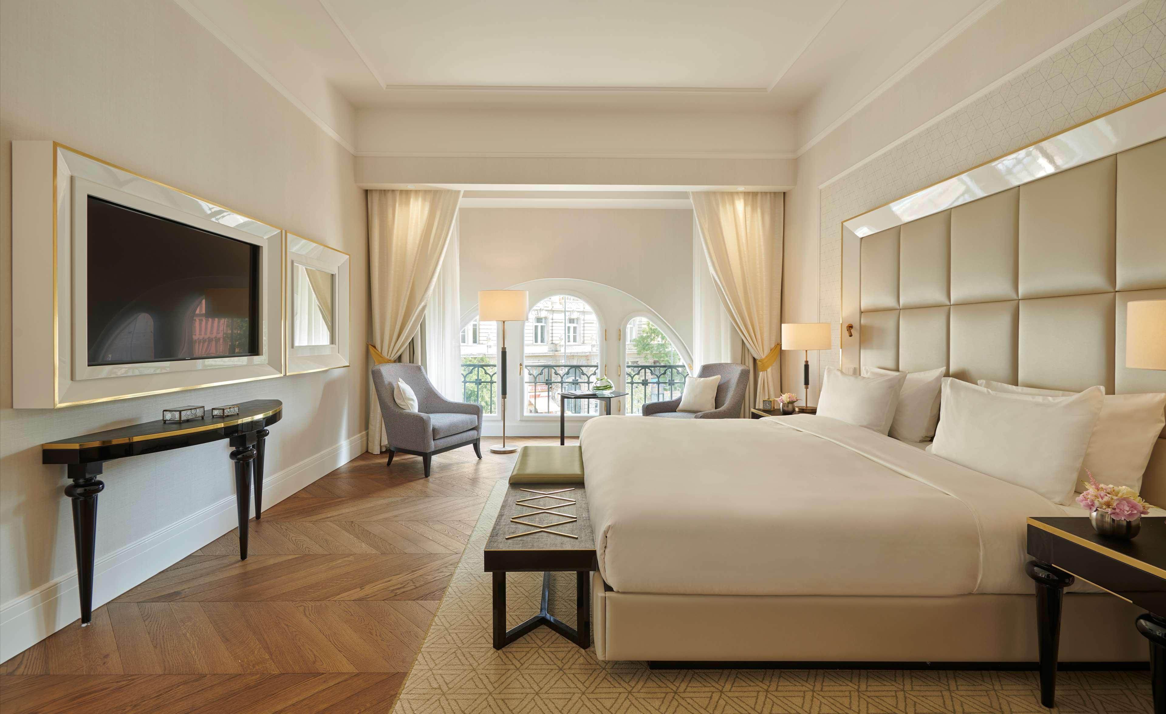 Párisi Udvar Hotel Budapest, part of Hyatt Bagian luar foto