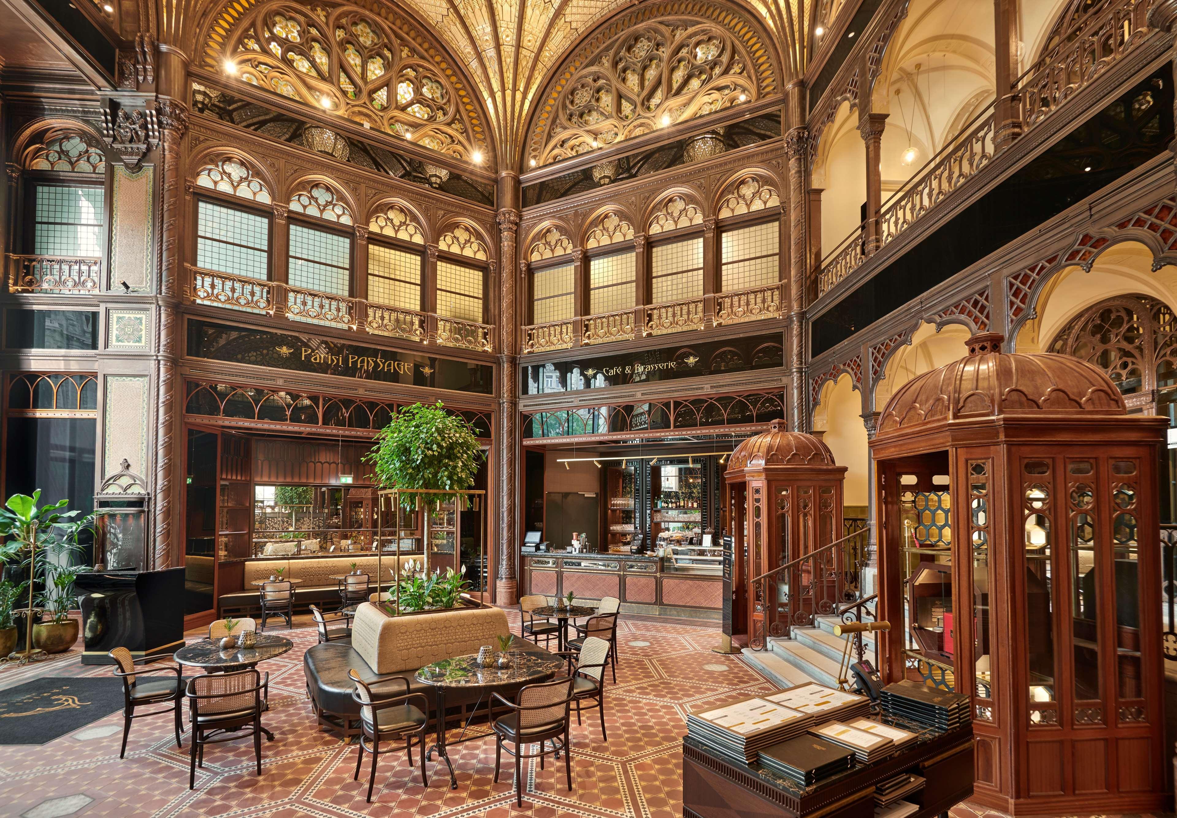 Párisi Udvar Hotel Budapest, part of Hyatt Bagian luar foto