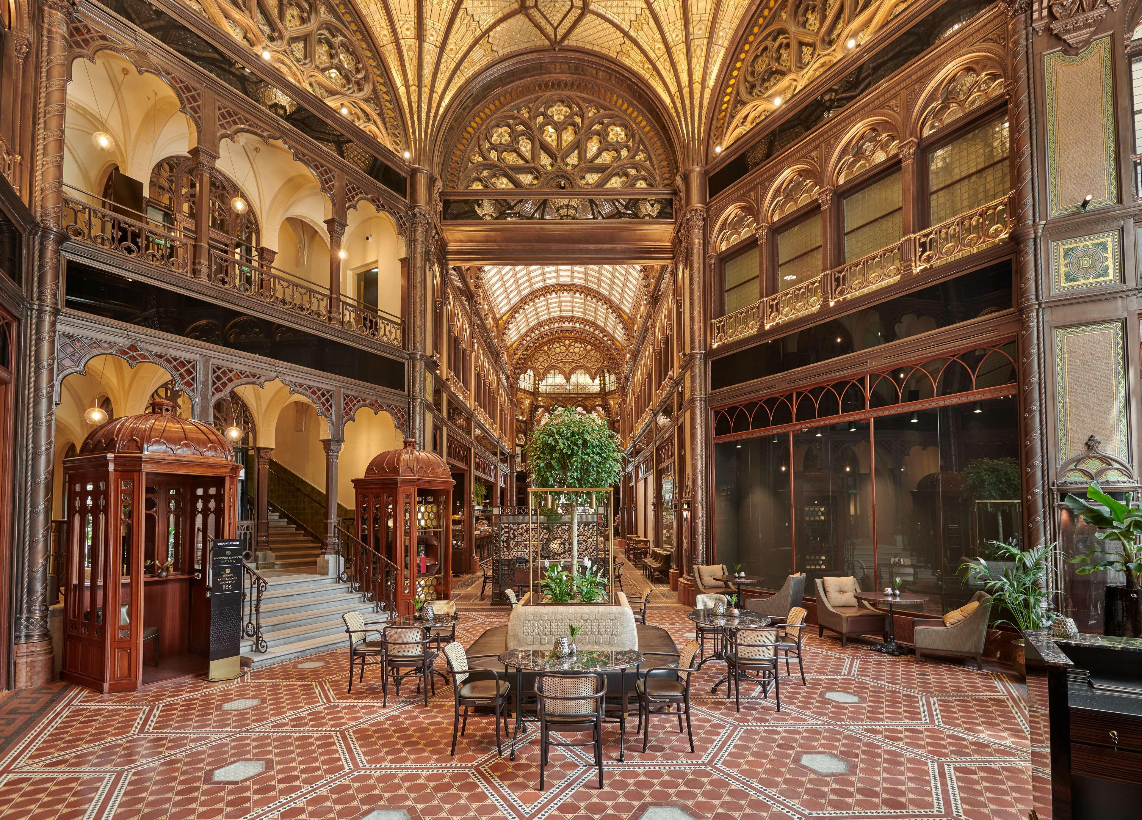 Párisi Udvar Hotel Budapest, part of Hyatt Bagian luar foto