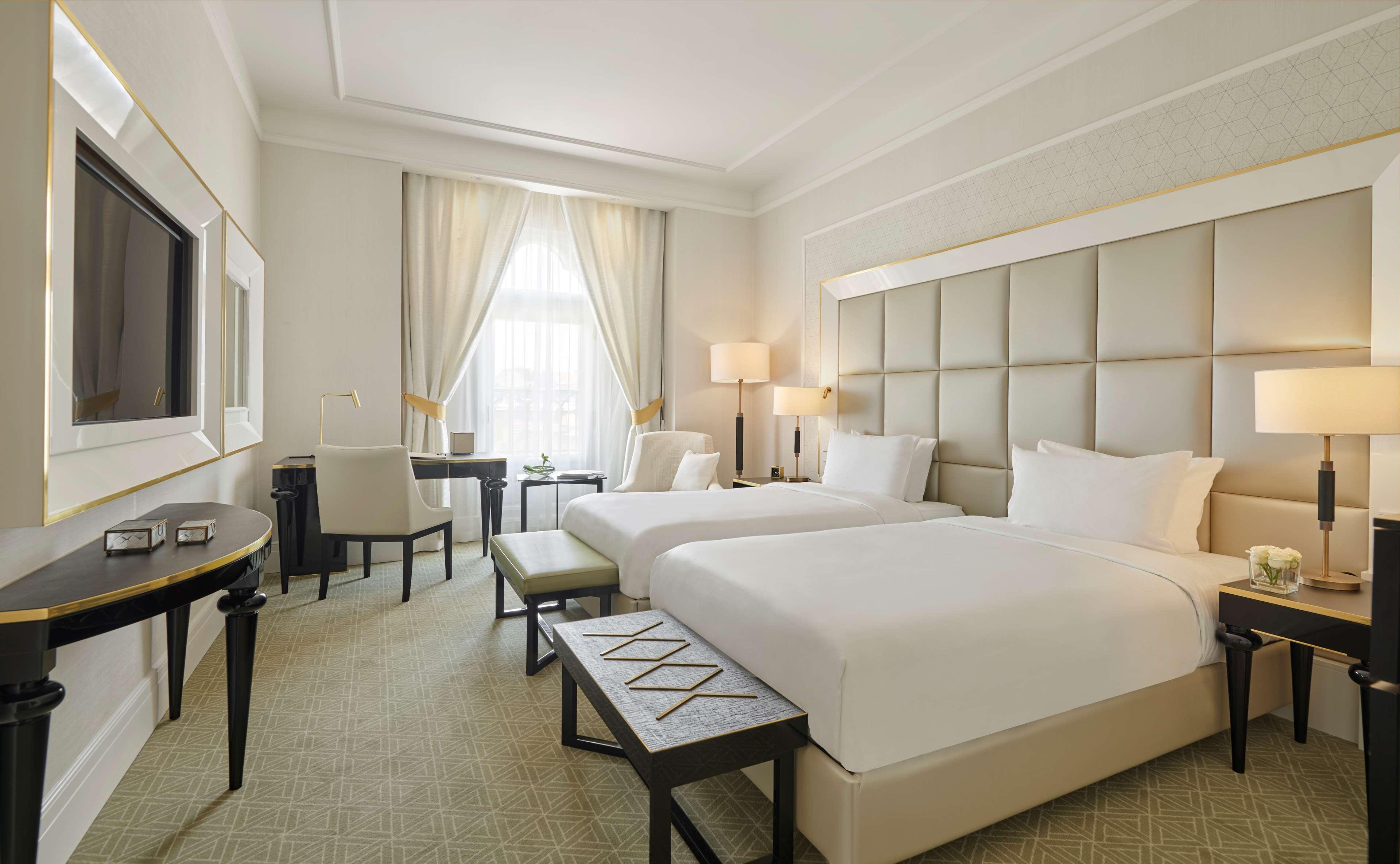 Párisi Udvar Hotel Budapest, part of Hyatt Bagian luar foto
