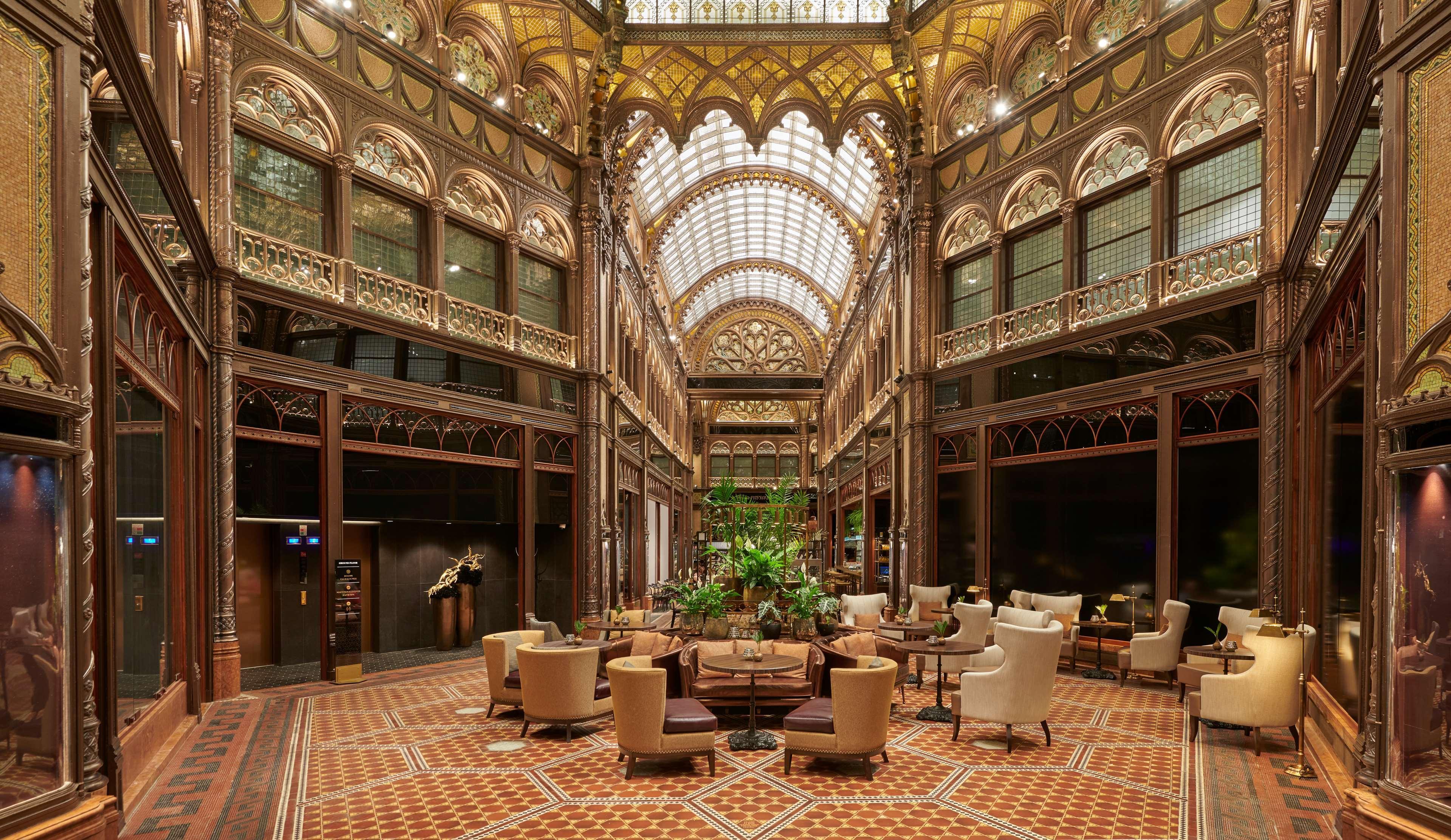 Párisi Udvar Hotel Budapest, part of Hyatt Bagian luar foto